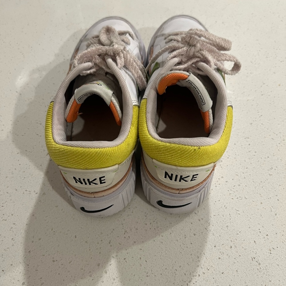 Nike - Court Legacy Lift ‘Feel Love’ - White - Picture 6 of 8